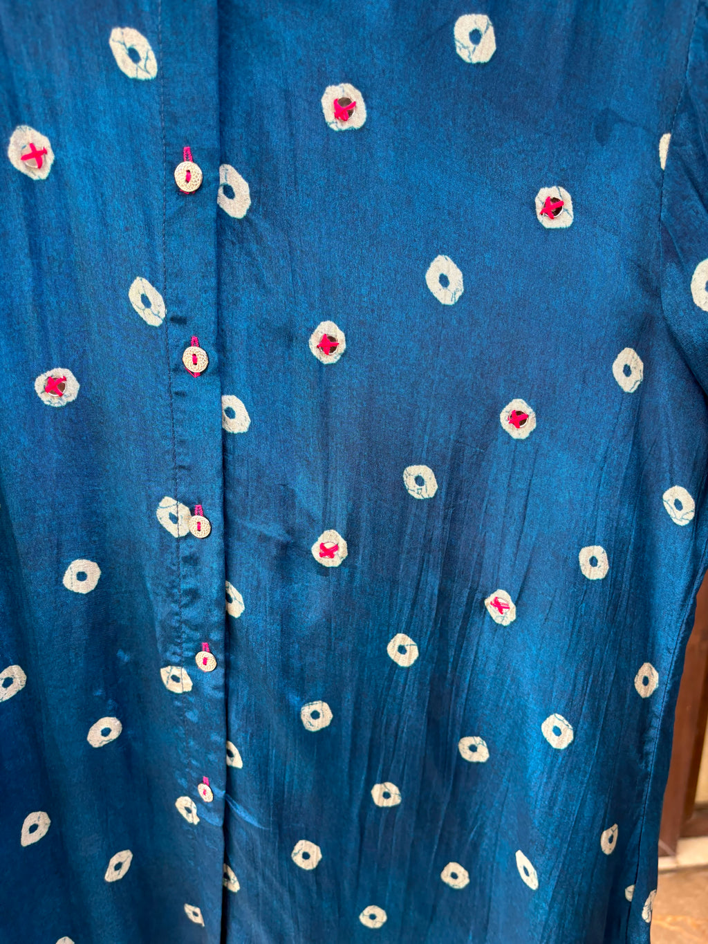 TIE DYE BANDNI SHIRT