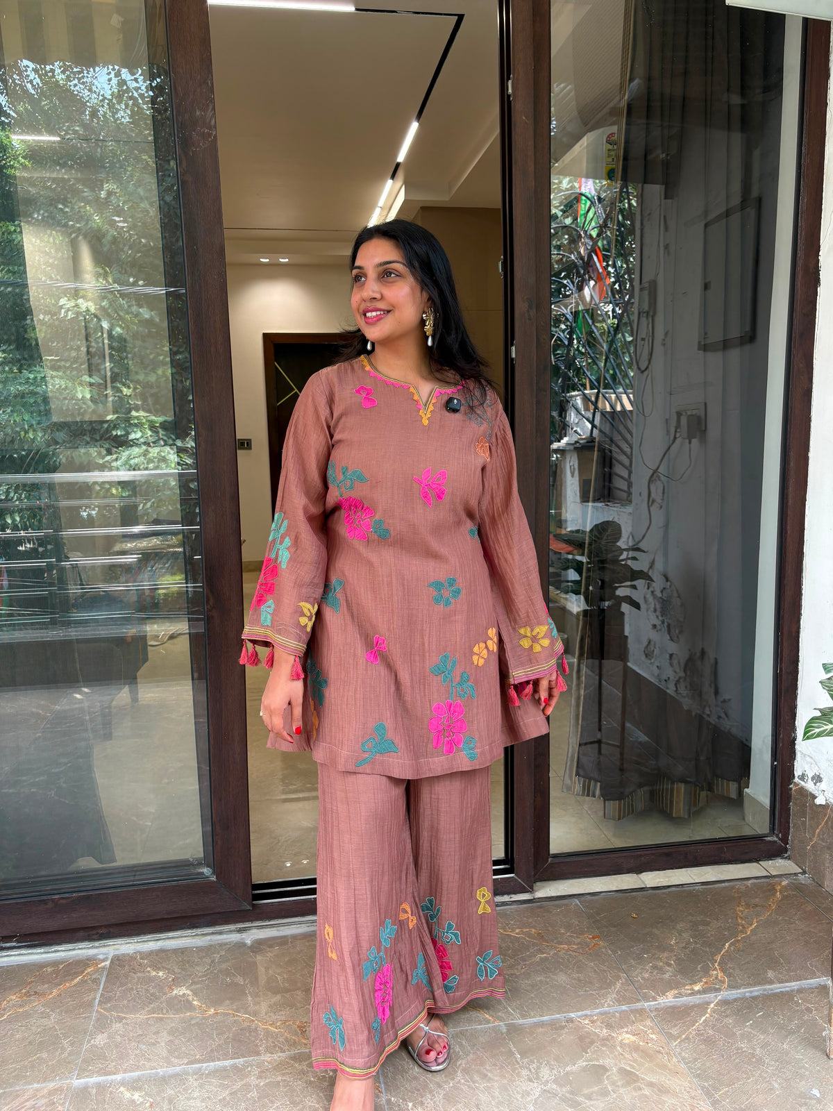 MADHAVI COORDSET