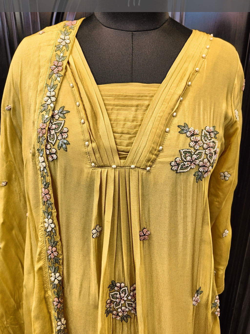 PASTEL CHINNON SUIT (YELLOW)