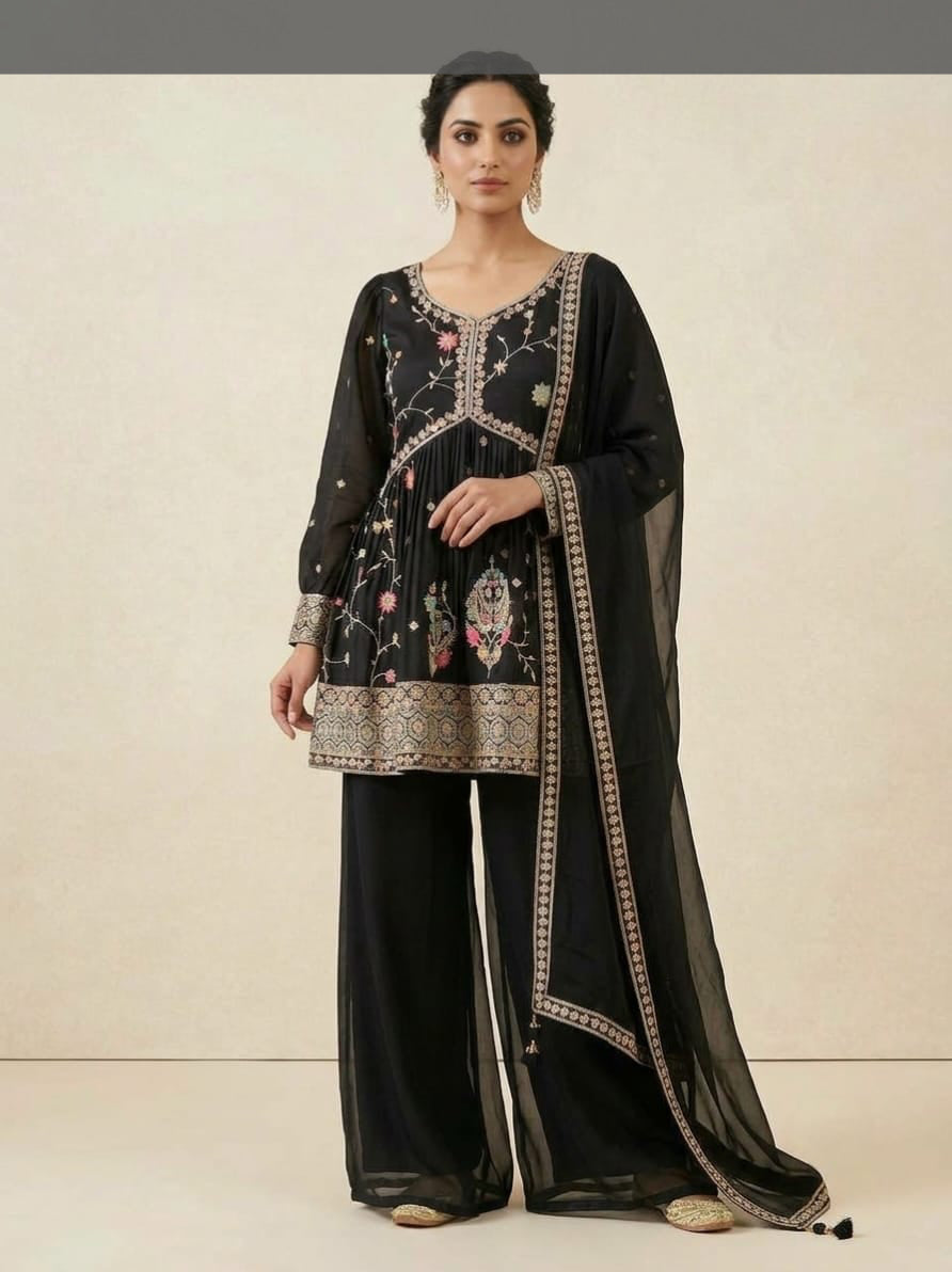 ALIA BLACK SHARARA Secondary image