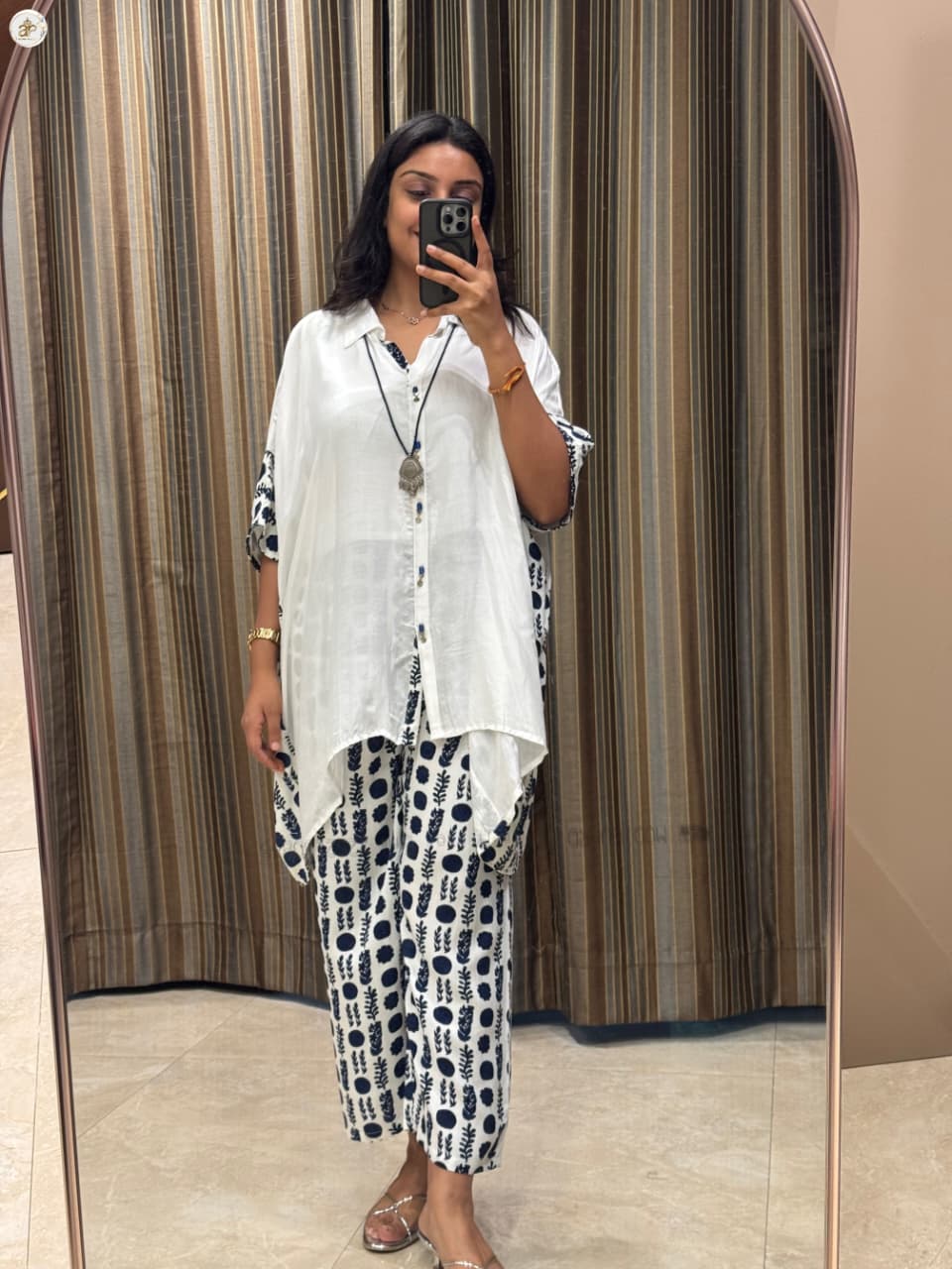 WHITE BLOCK KAFTAN