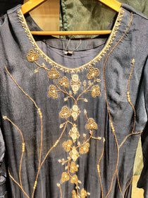 Navy Sharara