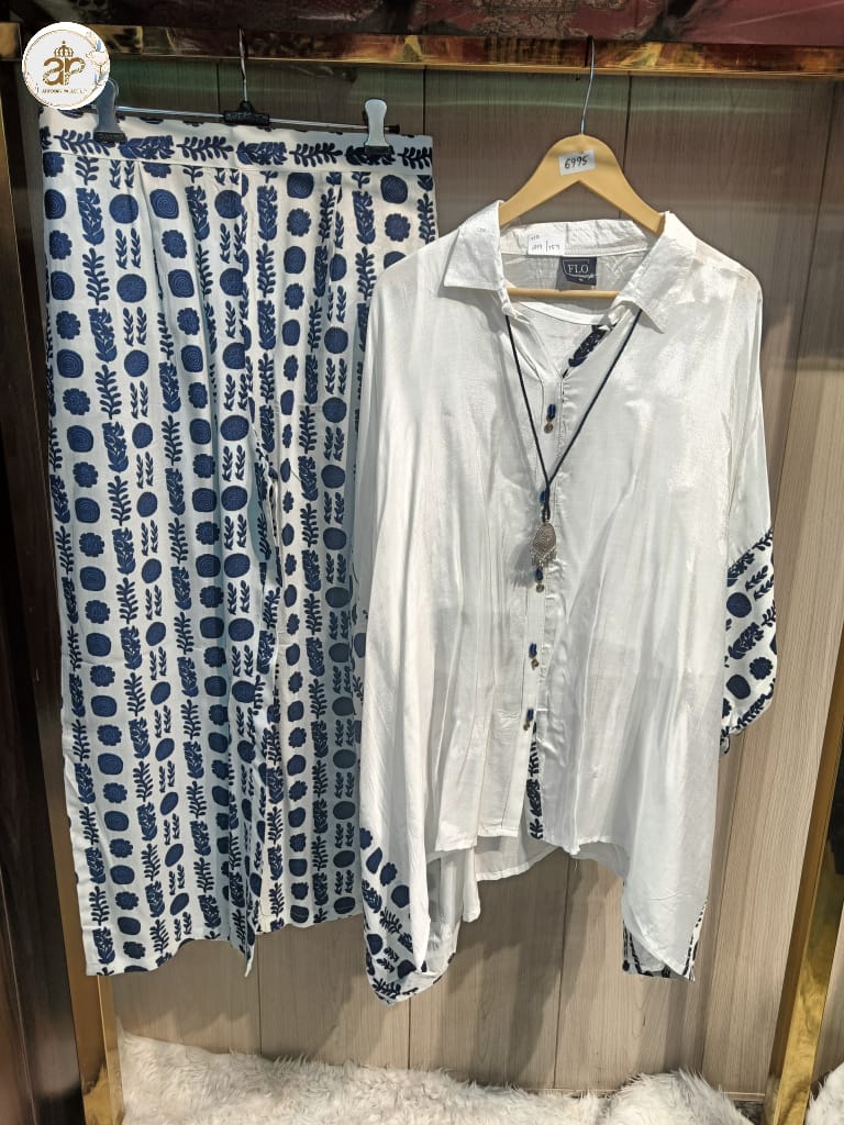 WHITE BLOCK KAFTAN