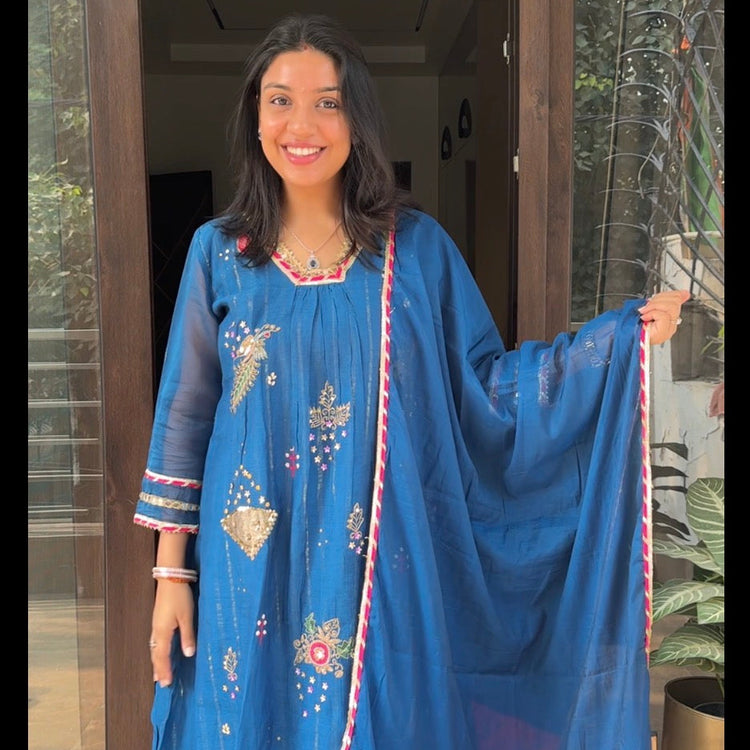 Scalping Anarkali Set Main image