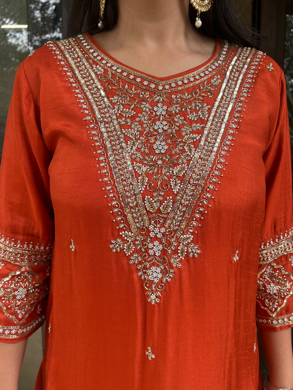 Sunerhi Silk Suit