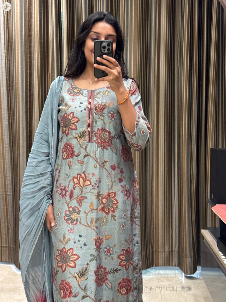 FLORAL SUIT SET Secondary image