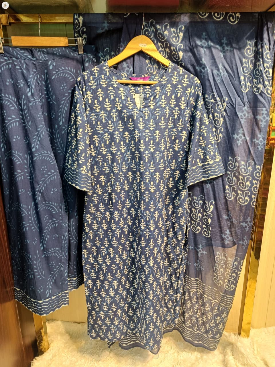 INDIGO SUIT SET
