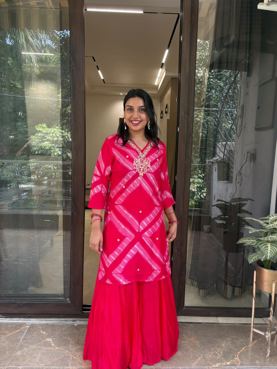 LEHRIYA SHARARA