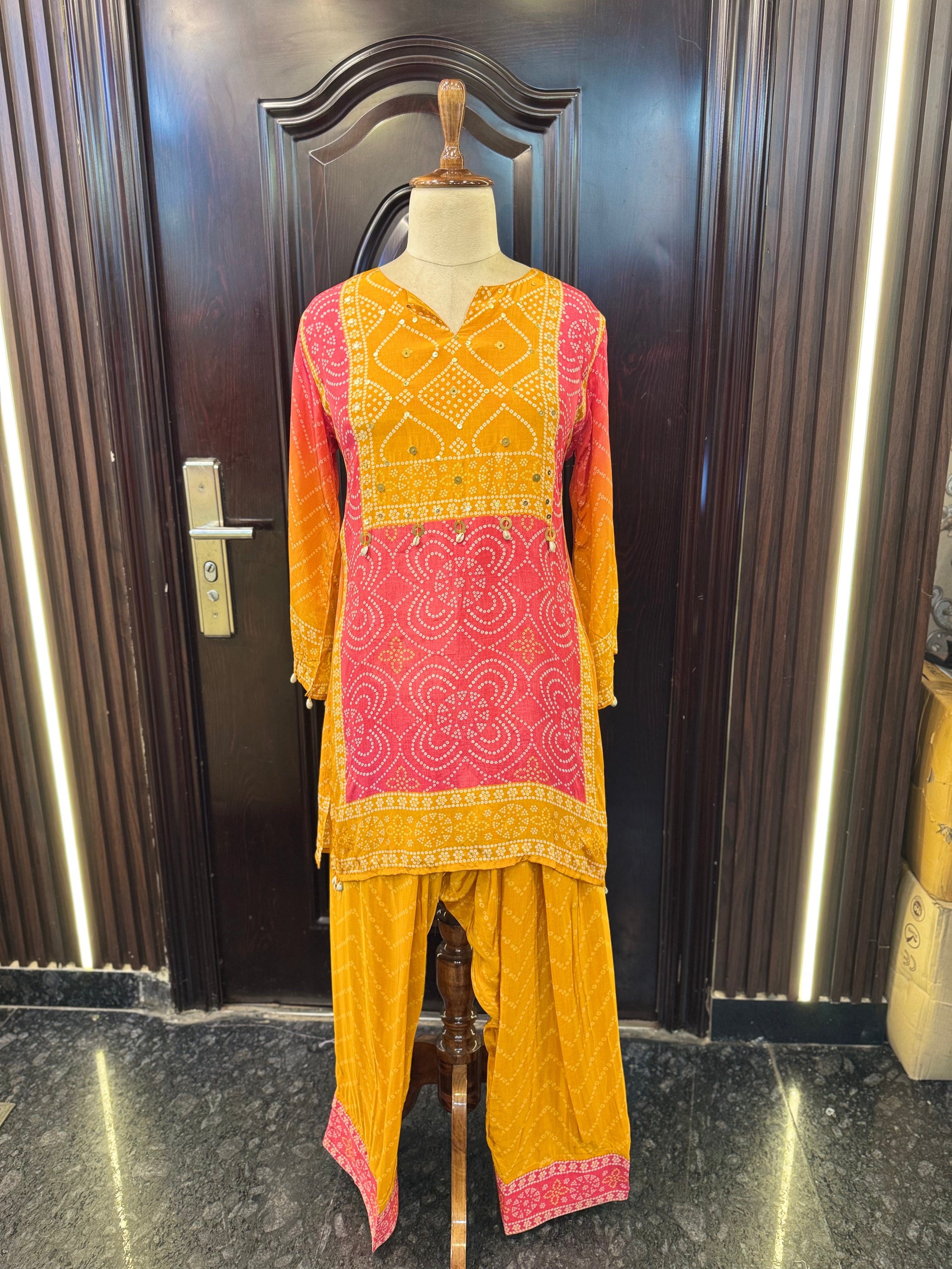 BANDNI FARSI COORD