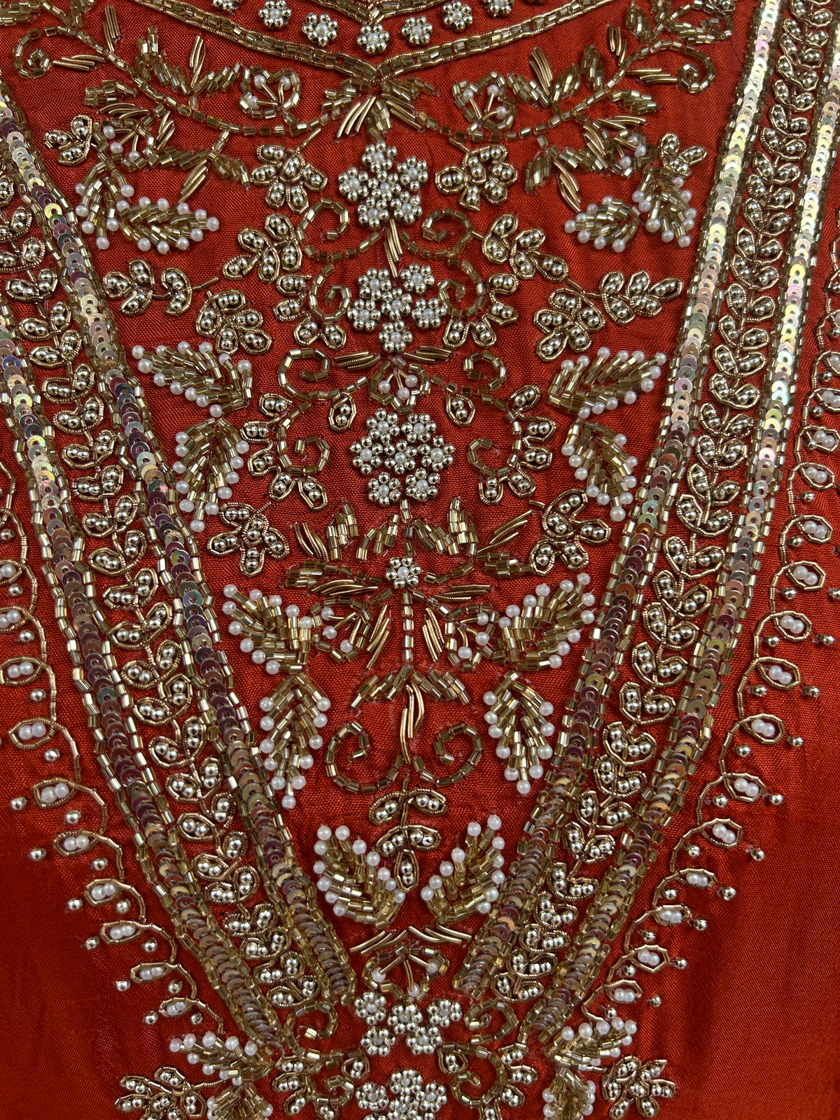 Sunerhi Silk Suit