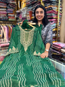 BANDNI ZARI SUIT SET