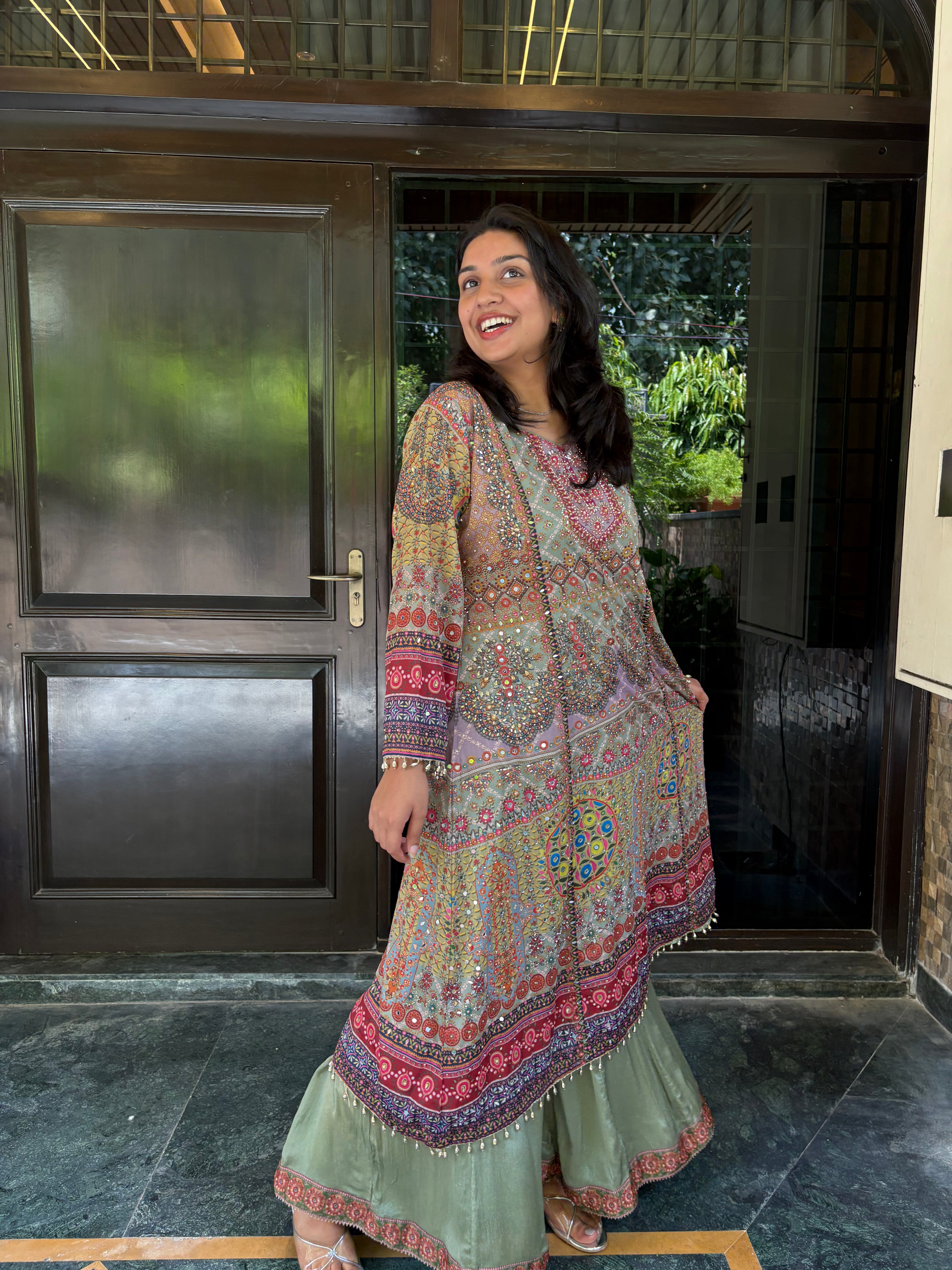 Flowy Saroski Anarkali