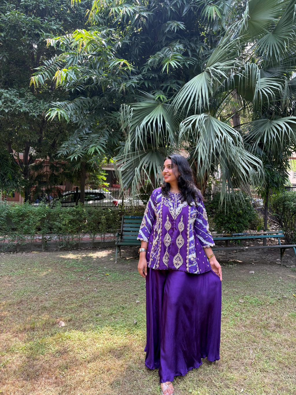 THE ROYAL LEHERIYA FIT