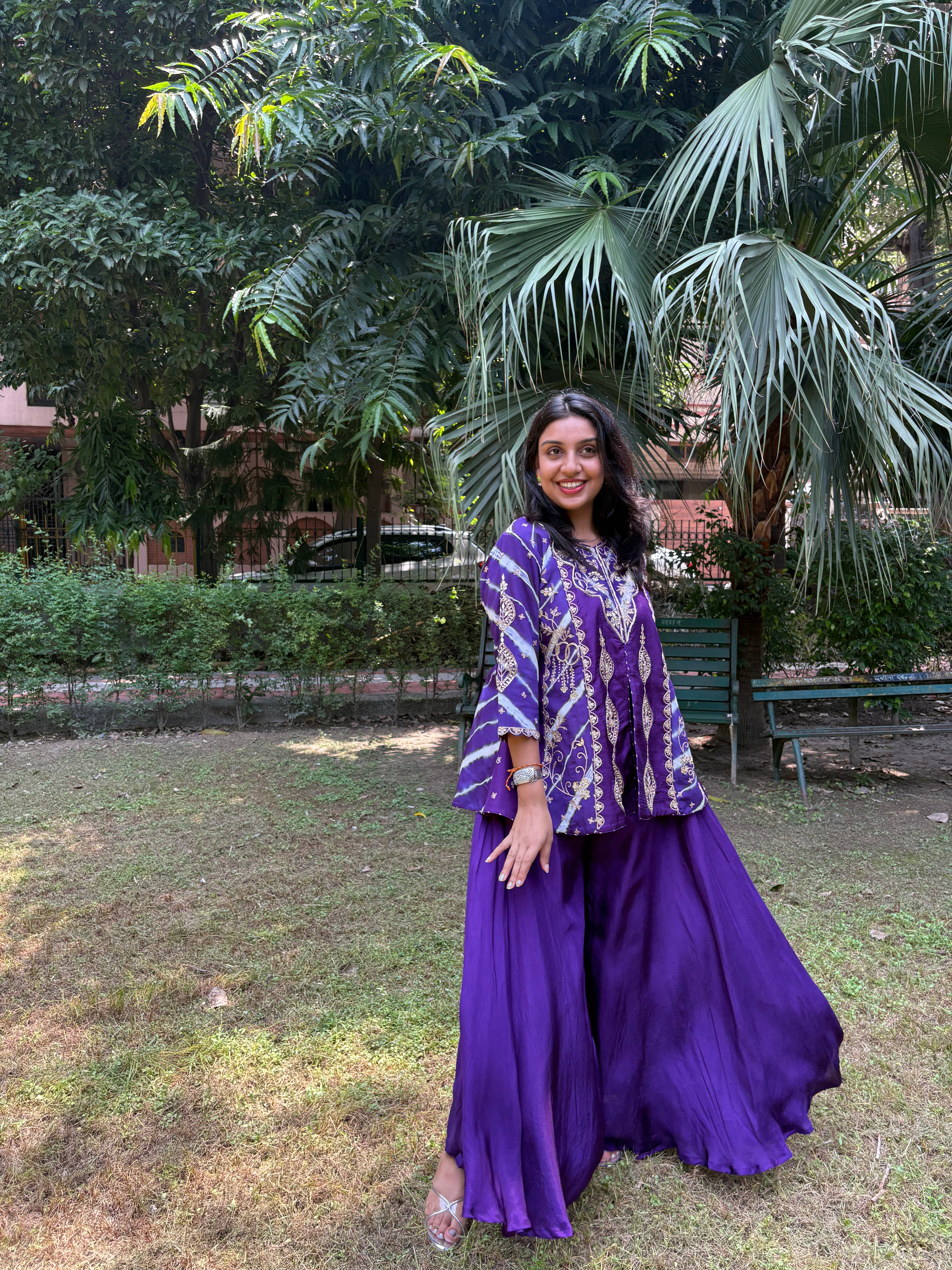 THE ROYAL LEHERIYA FIT