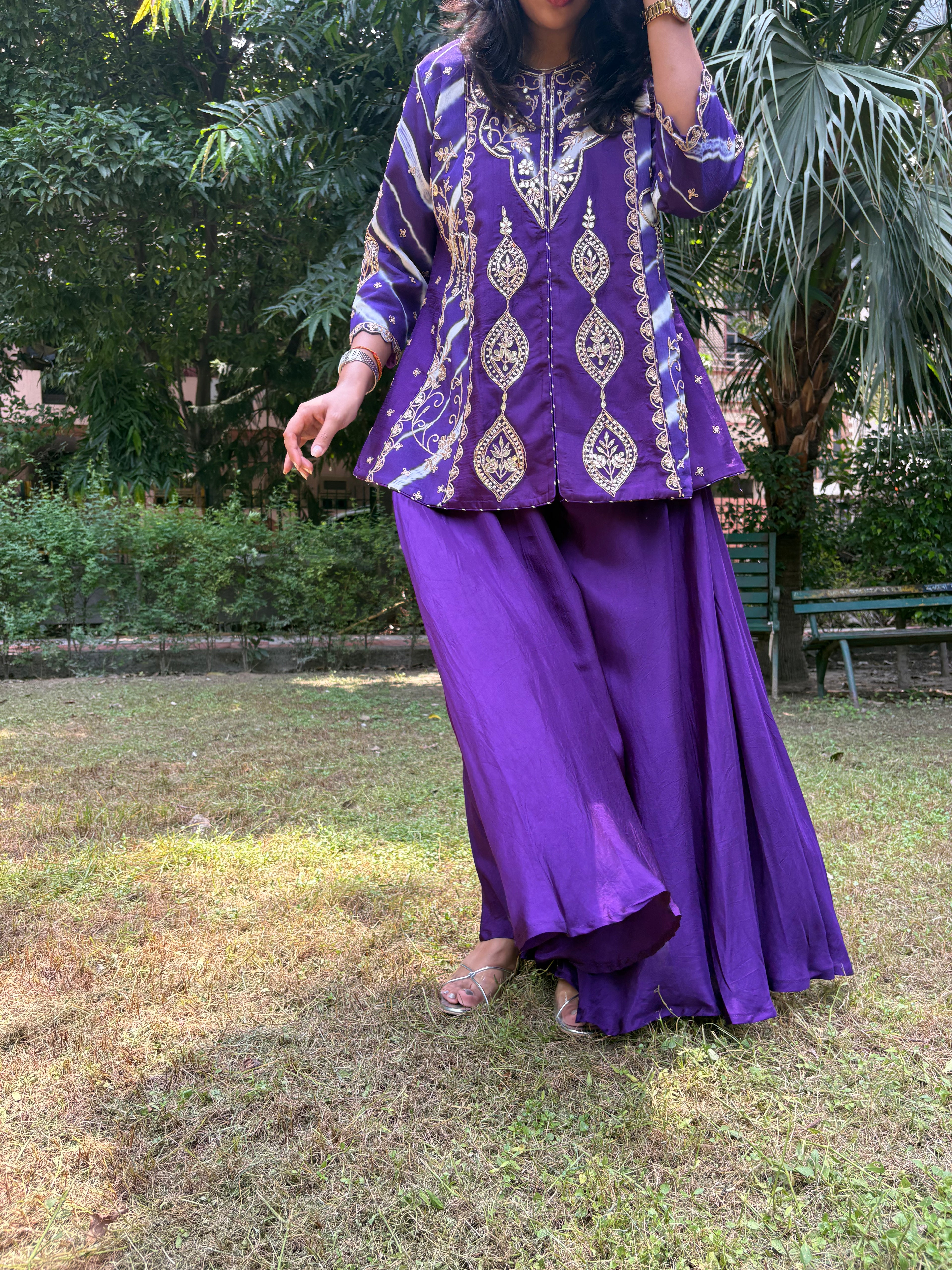 THE ROYAL LEHERIYA FIT