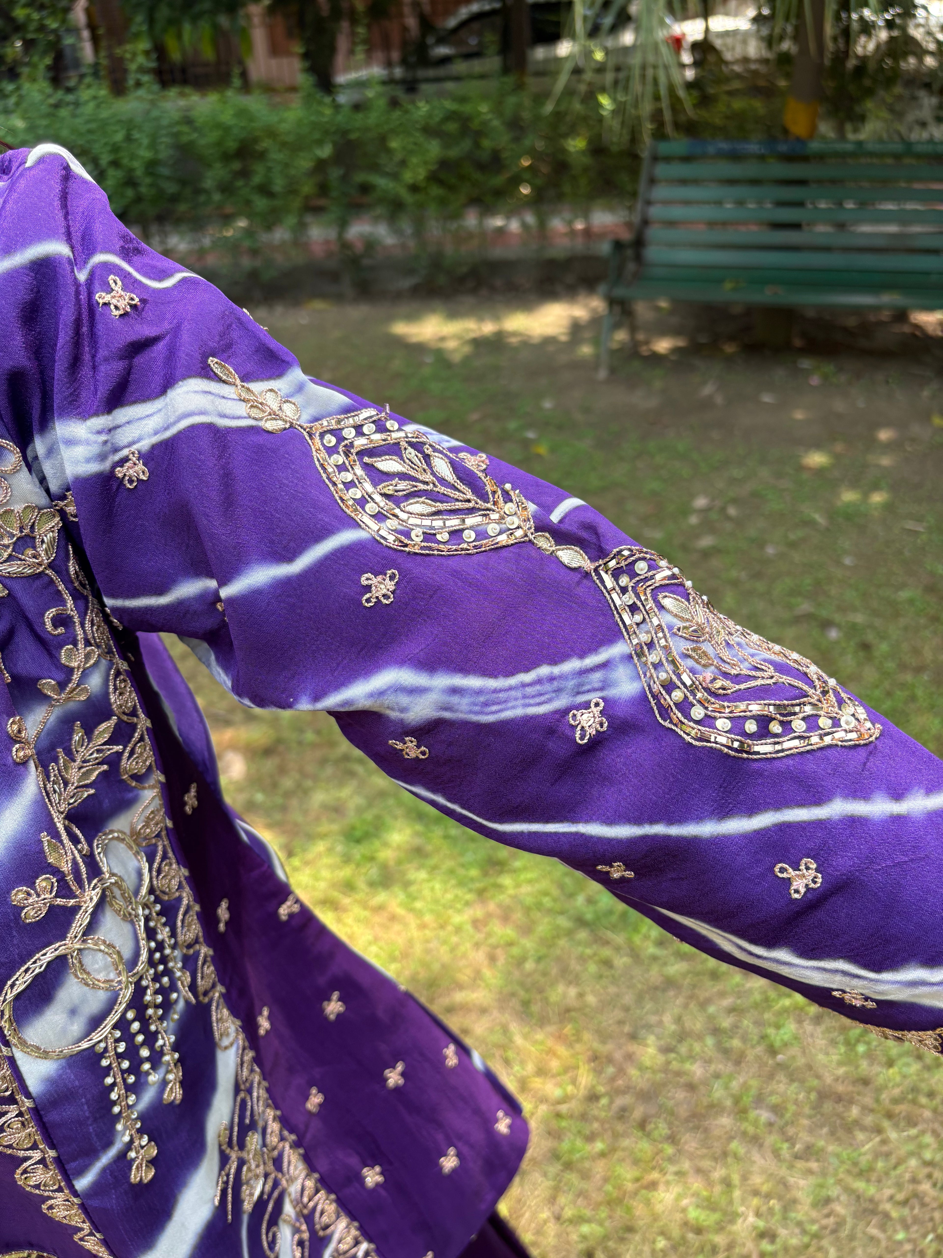THE ROYAL LEHERIYA FIT