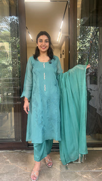 Applique Aline Suit