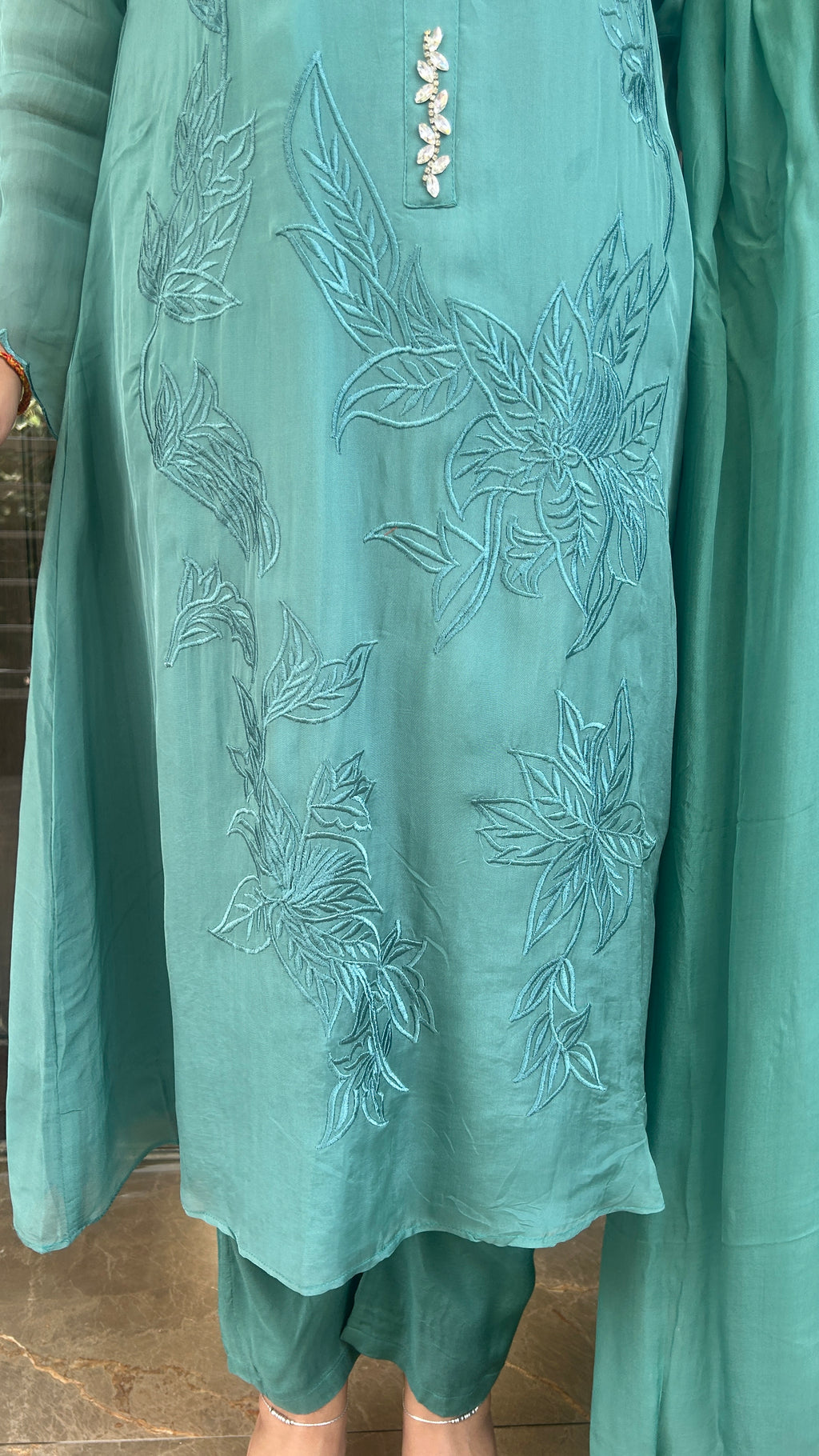 Applique Aline Suit
