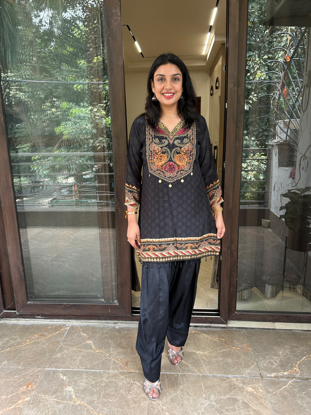 BLACK FARSHI SUIT SET